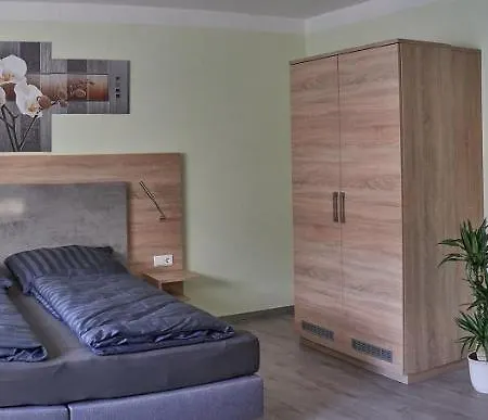 بيت ضيافة An Der Linde 3*