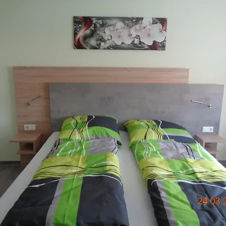 An Der Linde 3* Herbsleben