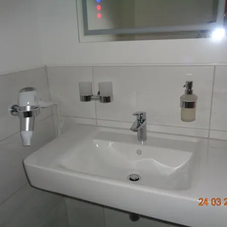 An Der Linde 3* Herbsleben