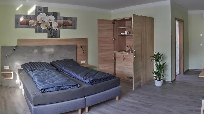 Konukevi An Der Linde 3*